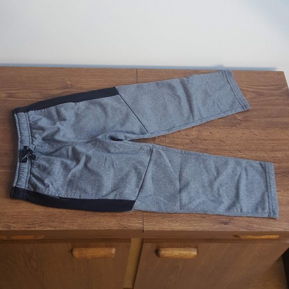 Jumping Beans Peach Striped Shirt and Gray Active Track Pants 5T - Picture 5 of 6